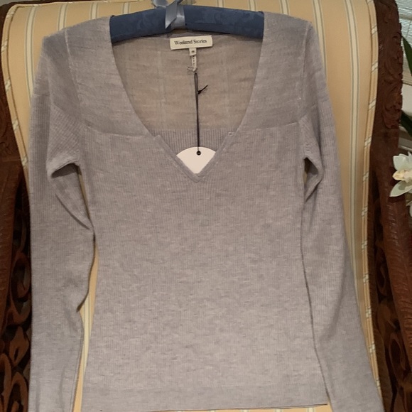 WEEKEND STORIES INTERMIX ROXY SWEATER IN LIGHT GREY SOFT JERSEY SIZE MEDIUM - Picture 10 of 16